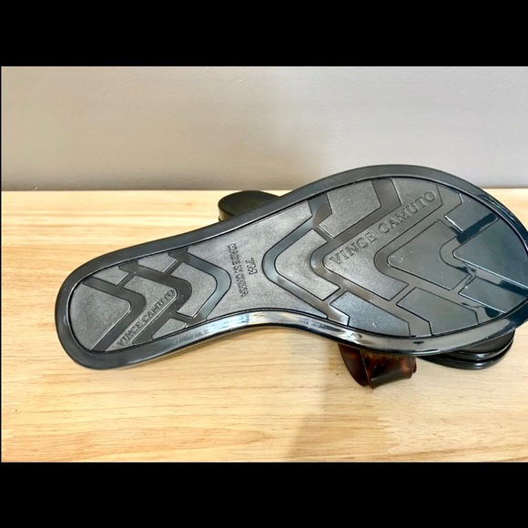 🔻SALE🔻VINCE CAMUTO🔹EXCELLENT CONDITION - Picture 7 of 9